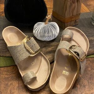 Birkenstock’s Miramar toe wrap with gold buckle!